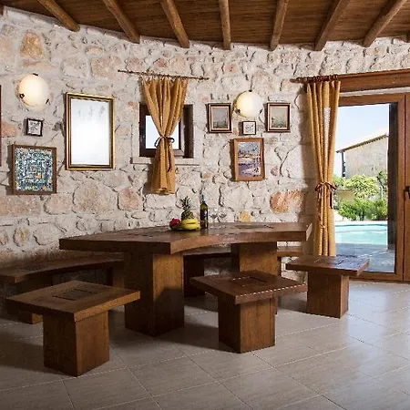Villa Fruit Garden Villas *