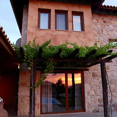 Fruit Garden Villas Kriopigi