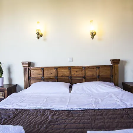 Fruit Garden فيلة