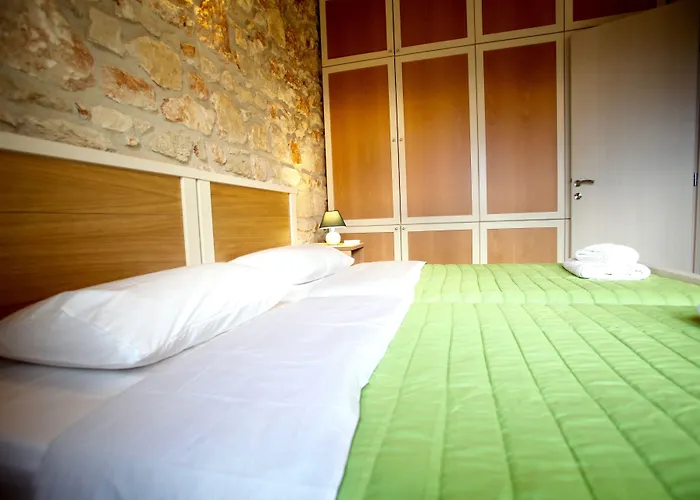 Fruit Garden Villas Κρυοπηγή